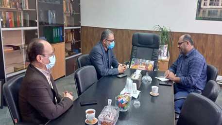  دیدار معاون بهداشتی دانشگاه و رئیس مرکز بهداشت استان سمنان  به اتفاق معاون فنی معاونت بهداشتی دانشگاه، با مدیر کل دفتر امور شهری
