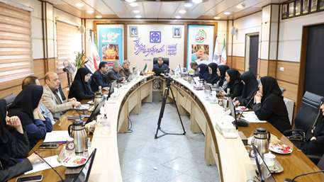  برگزاری جلسه ستاد مرکزی هماهنگی جوانی جمعیت دانشگاه با محوریت توسعه برنامه‌های جوانی جمعیت