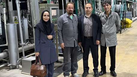  بازدید مشترک از کارخانه کویر جین سمنان با هدف ارتقای سلامت و ایمنی محیط کار