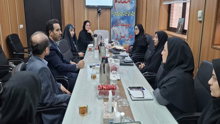  برگزاری اولین جلسه کمیته راهبردی سلامت سالمندان استان سمنان